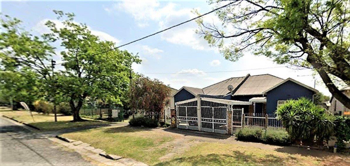 4 Bedroom House for sale in Benoni Central 128 Wooton Avenue P24