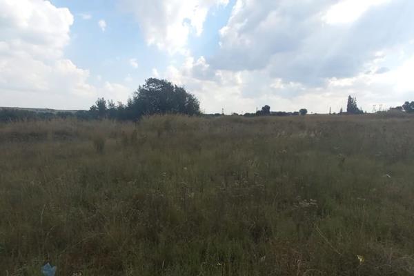 This vacant land spans over 1 hectare, offering ample space for a wide range of industrial ventures. Strategically located in a ...