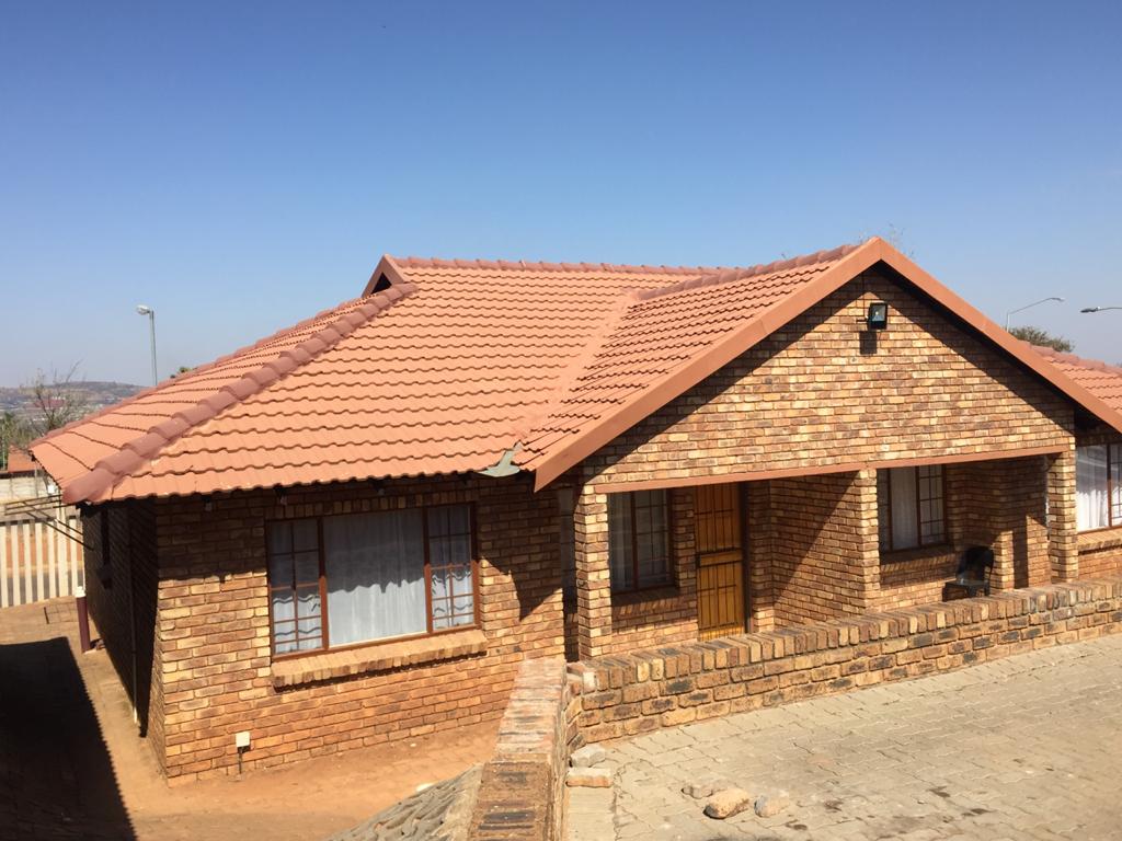 Commercial property for sale in Philip Nel Park P24113461101