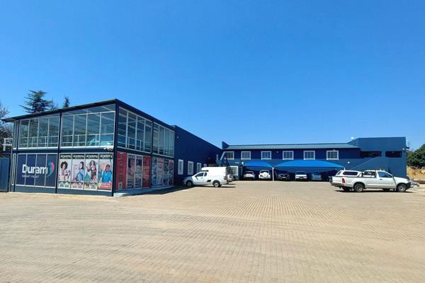 This well sought after Industrial and Retail Property of 2000m2 Warehouse FOR SALE within Randjesfontein/Midrand, easily accessible ...