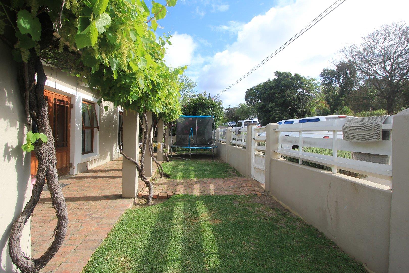 Property and houses for sale in Darling Darling Property Page 3