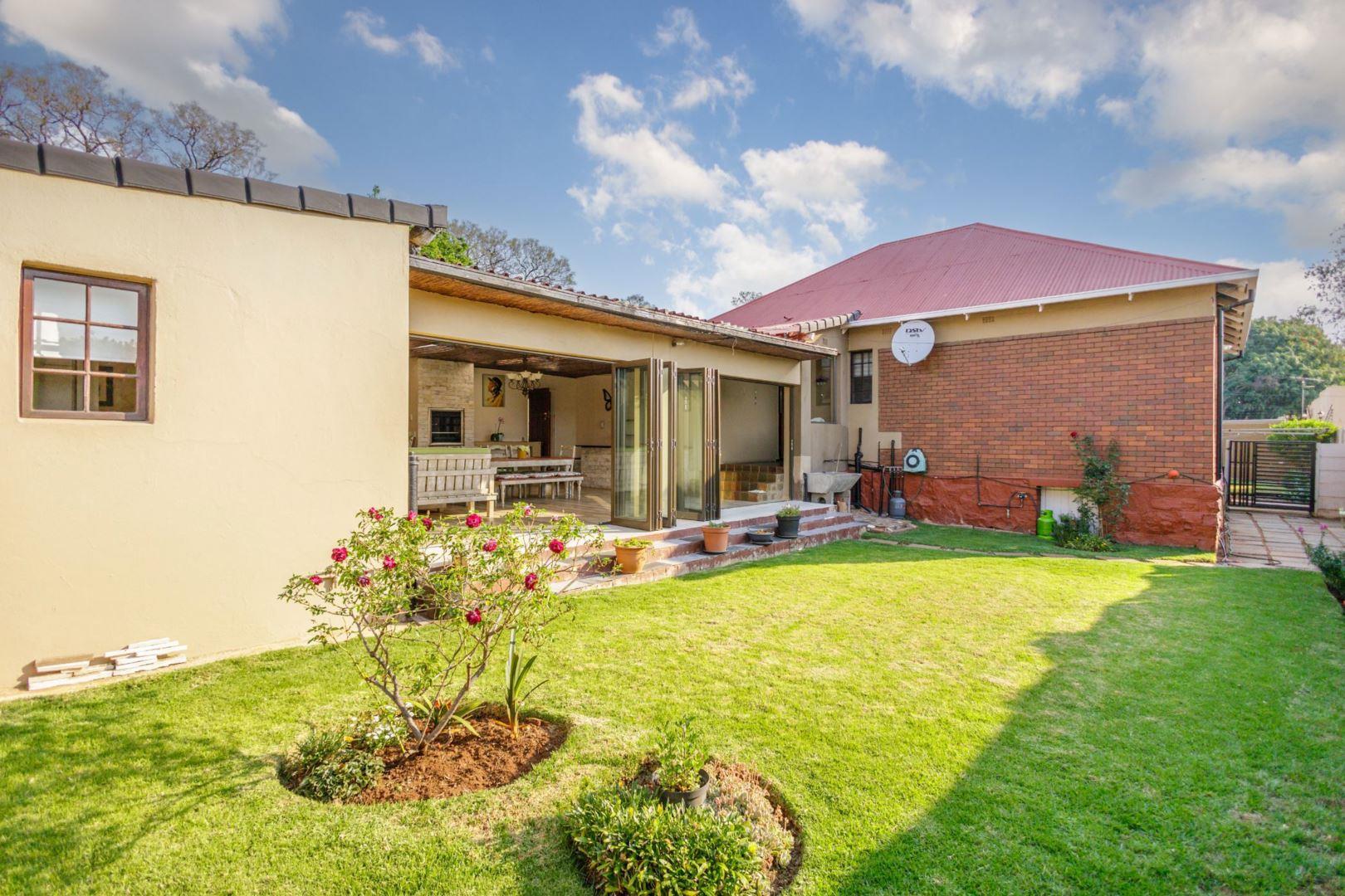 3 Bedroom House for sale in Kensington P24113463081