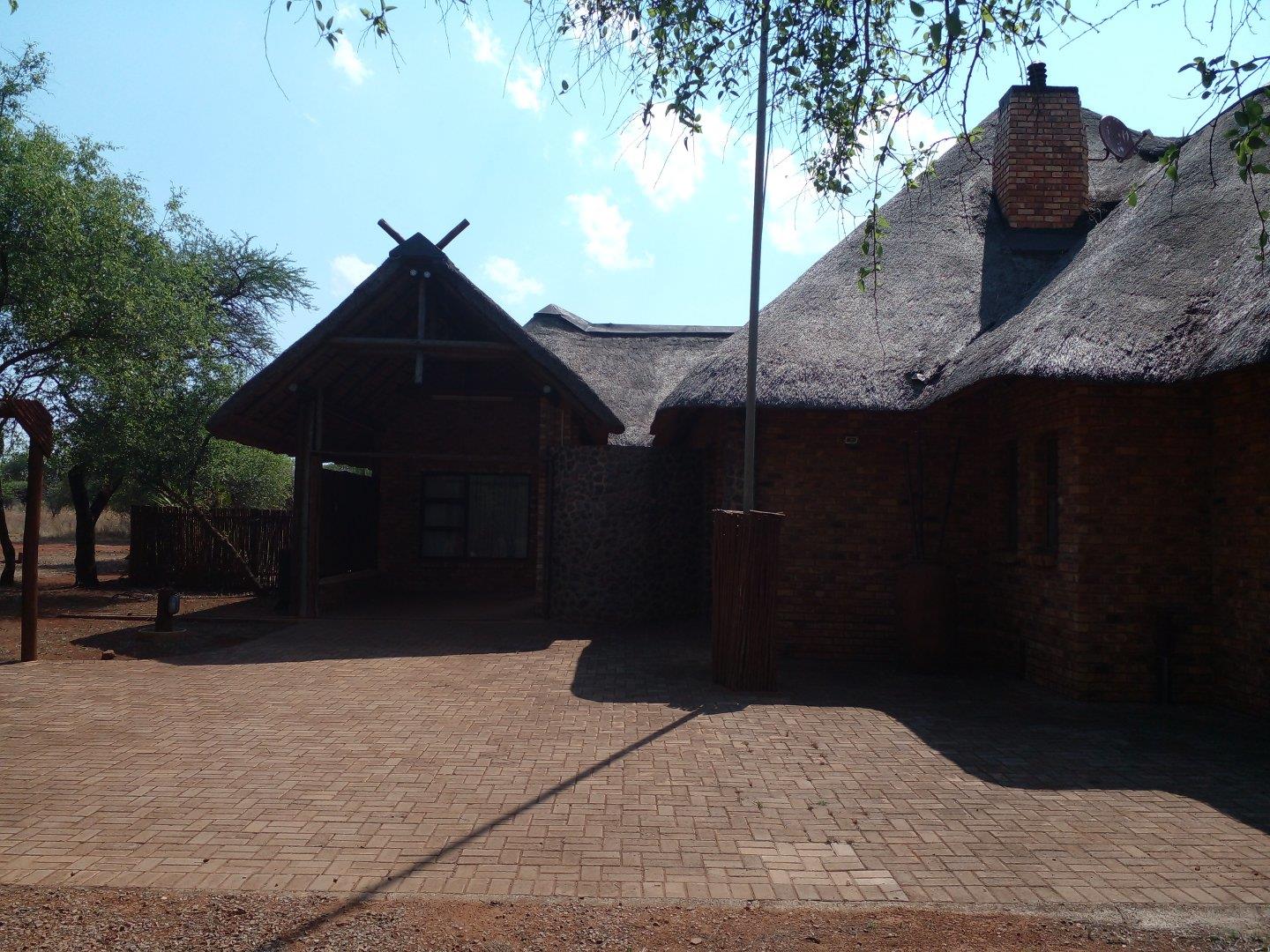 4 Bedroom House for sale in Sondela Nature Reserve P24113464628