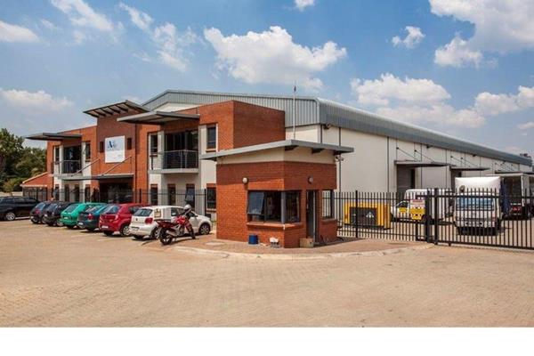 2850m2 Warehouse for sale in Pomona, Kempton Park. Warehouse is one of four units in the Park. 24/7 security. Access for Superlink ...