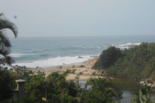 BONUS:  HAND BUILT VW BEACH BUGGY WORTH A TINY SUM:


Upmarket modern 3 bedroom unit with blue ocean views in pet friendly ...