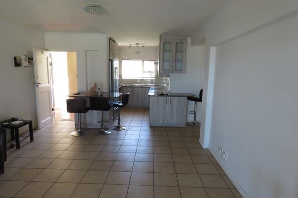 This apartment is on the 1st floor in Golf Beach inside upmarket secure Golf Estate Greenways.
24/7 Security with &quot;Mike&#39;s on ...