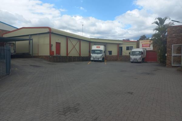 Warehouse&amp; Offices TO LET

These premises are in the Industrial area of Nelspruit.

The warehouse and offices are 600m2, offering ...