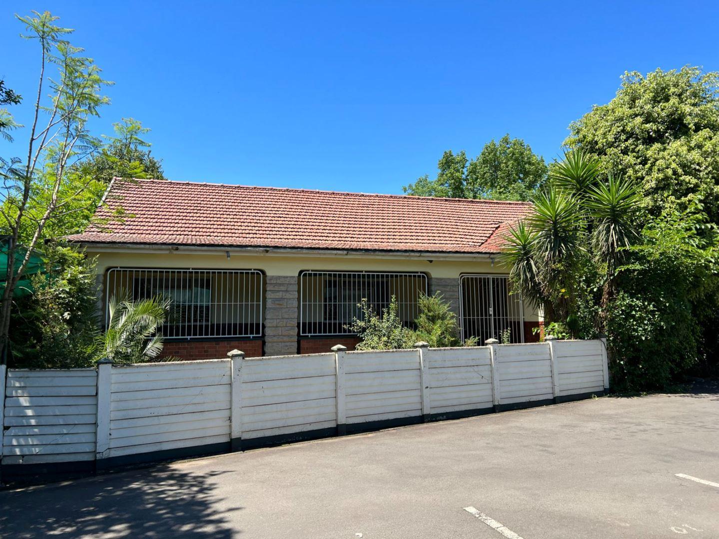 3 Bedroom Townhouse for sale in Scottsville P24113496312