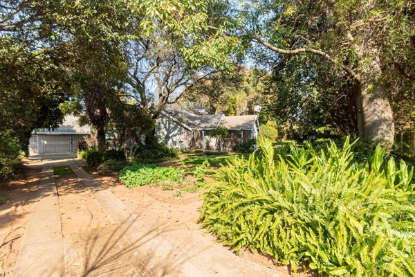 This remarkable property is situated within the established residential area of Cullinan, which is 45km east of Pretoria in the ...