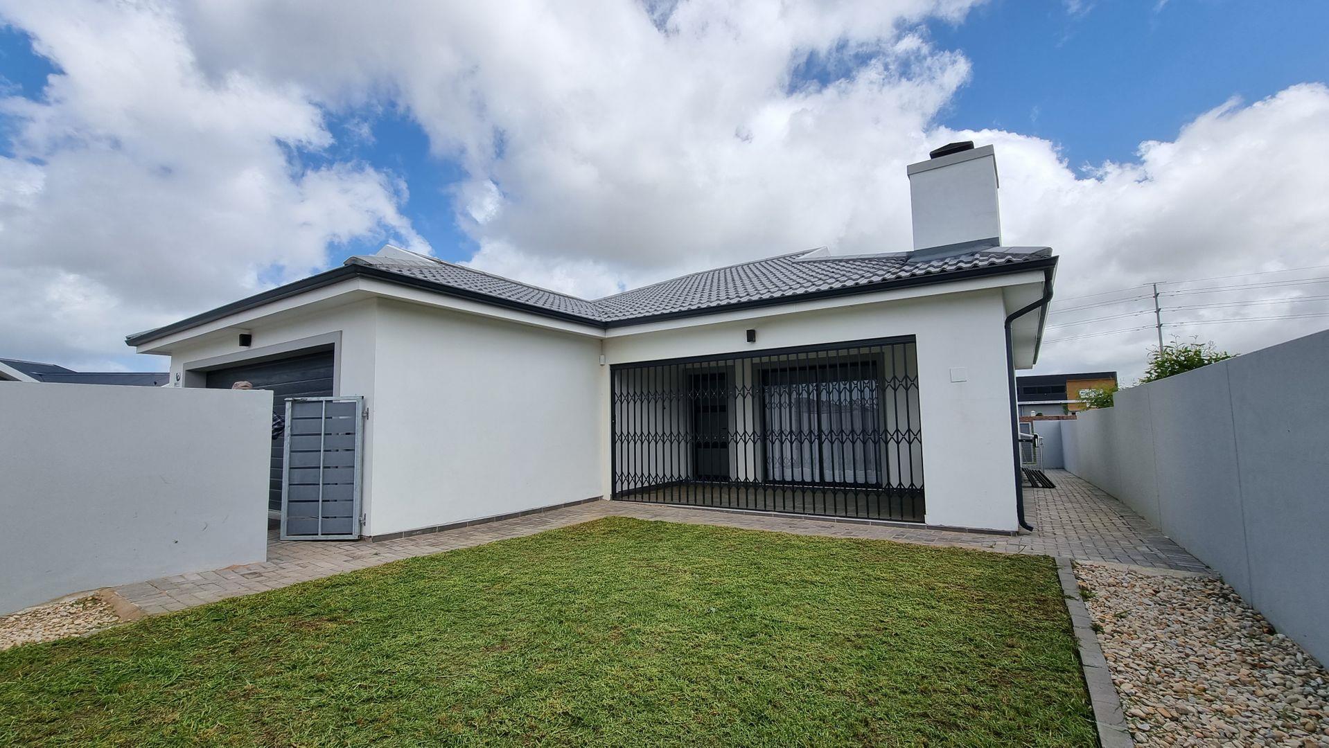 Property and houses to rent in Jeffreys Bay Jeffreys Bay Property