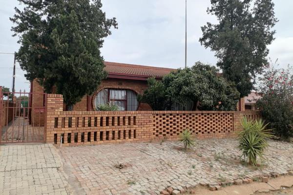 Secure yourself this amazing property situated close to the entrance of Letlhabile. The ...