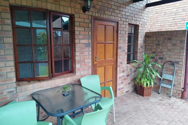 Bachelor Flat located near many necessary amenities for the elderly such as Dining Hall which consist of Entertainment area, TV Room ...