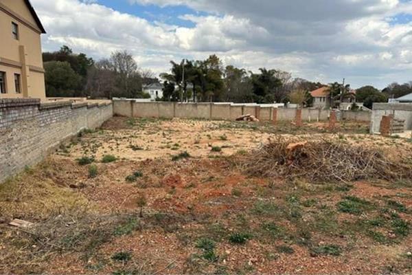 Vacant land / plot for sale in Eldoraigne, centurion

Build your own dream home.
878 meters squared of real estate heaven located ...