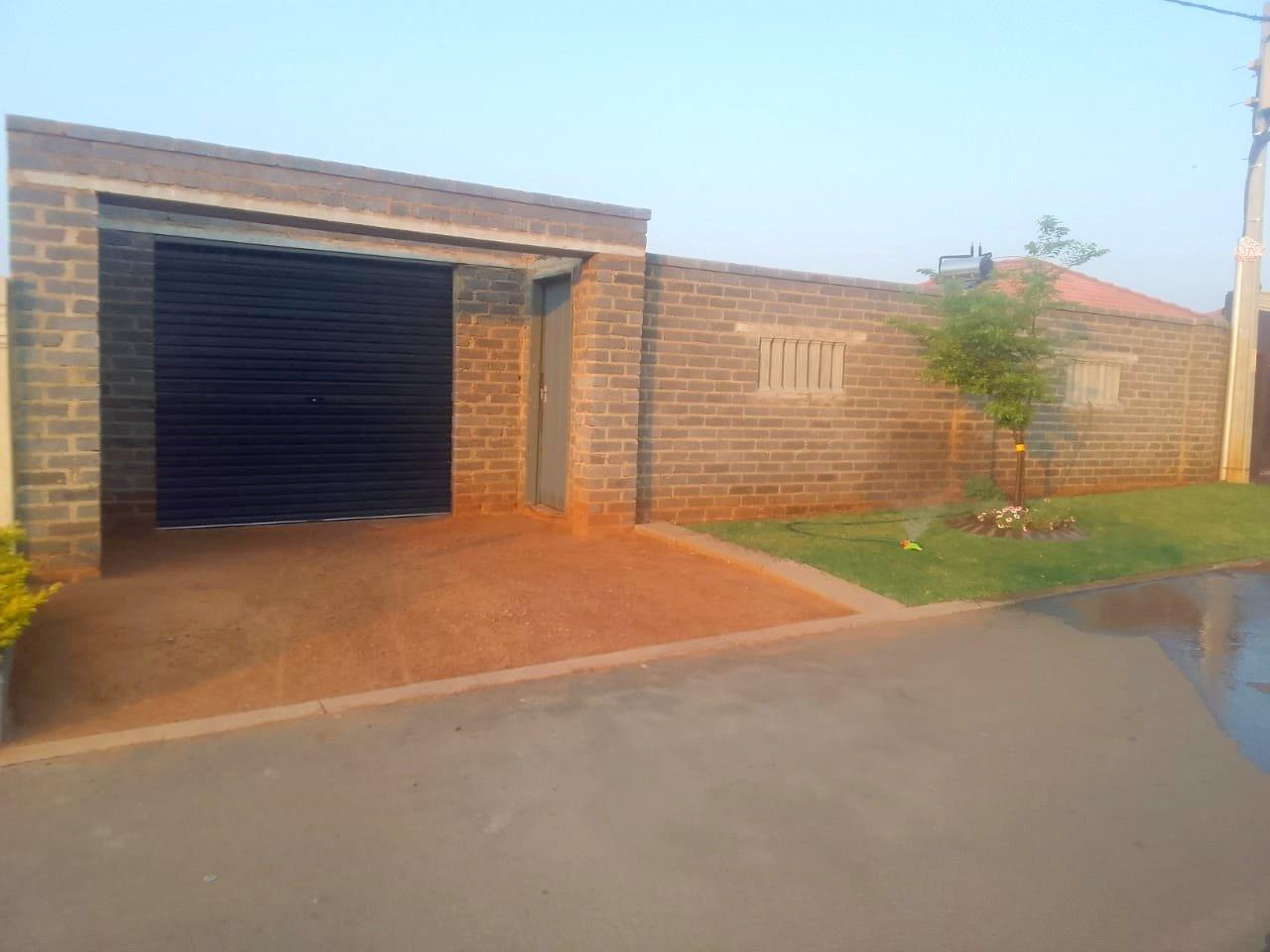 Property and houses for sale in Johannesburg : Johannesburg Property 