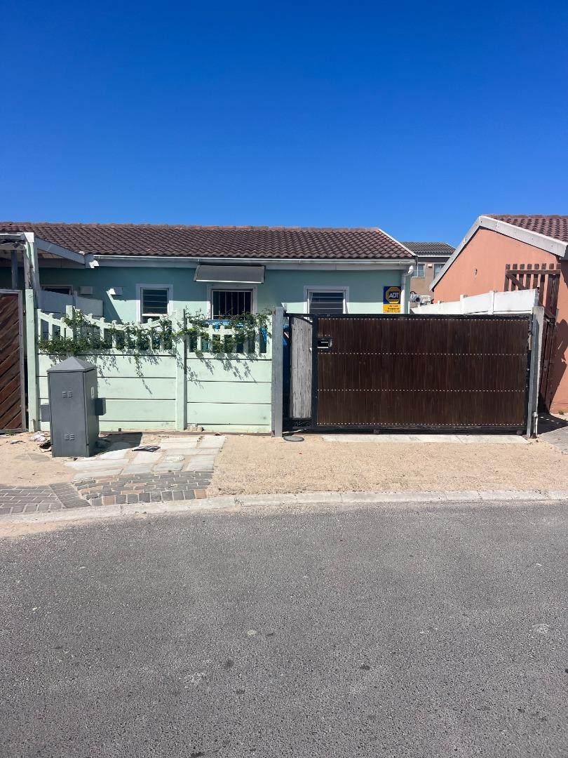 Pelican Park Property Property and houses for sale in Pelican Park