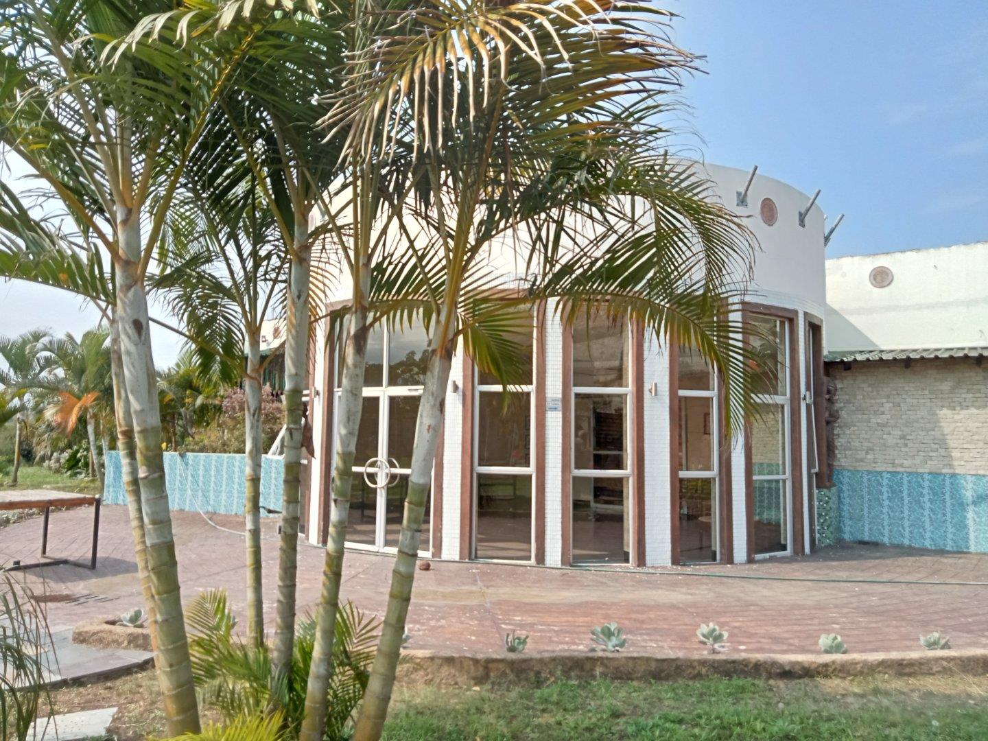 Commercial property for sale in Mount Moreland P24113515014