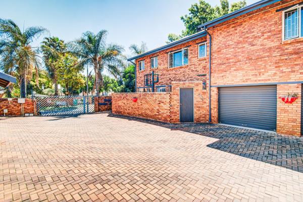 Welcoming tiled entrance with your kitchen on the right where you can cook up a storm for the family. Enjoy a cup of coffee / tee at ...