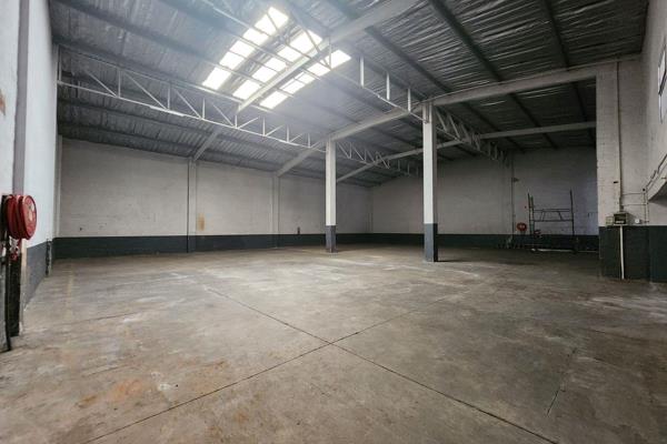 840sqm industrial unit FOR SALE in secure park in the Spartan industrial node of Kempton ...