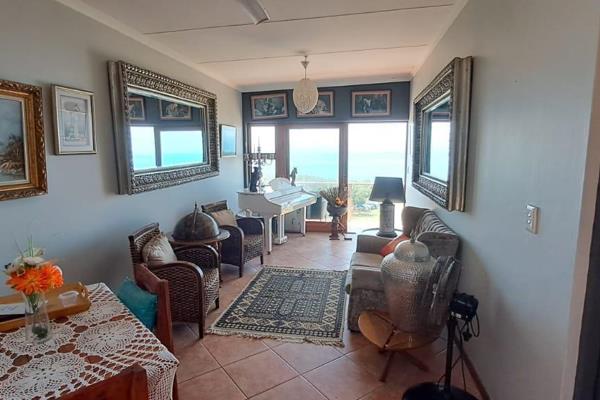 Beautiful room to rent

This guesthouse offers fully  furnished rooms to rent with a communal lounge, kitchen, dining room and laundry ...