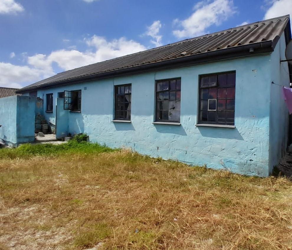 2 Bedroom House for sale in Eastridge Contact Agent For Street Address P24113525912