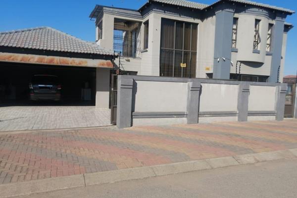 All what it takes double story house in a very quiet area of Polokwane Ext 109 well known as Emdo Park. The house has 4 bedrooms (main ...