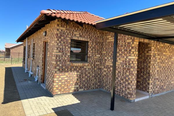 Newly Built House For Sale in Hillside View Development@R966 000
House consists of 3 Bedrooms with built in cupboards, 2 bathrooms ...