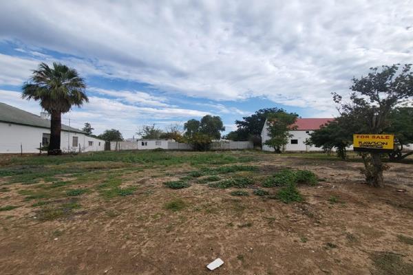 742m&#178; plot located in Visser Street Clanwilliam. 
This plot opens up a great deal ...