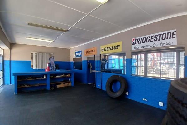 Unlock Your Business&#39;s Potential with this 400sqm Workshop in a Thriving Industrial Hub

Property Type: Workshop
Size: 400 ...