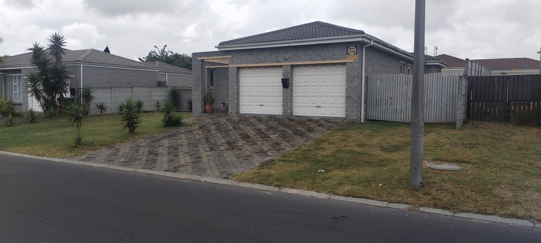 Hunters Creek Property Property and houses for sale in Hunters Creek