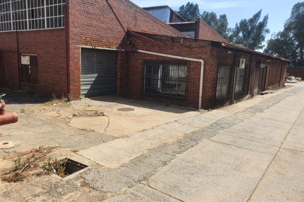 Commercial or Industrial Property situated in Pretoria West, South Africa. 

Property Size:
Land Size: 4,049 square meters
Building ...