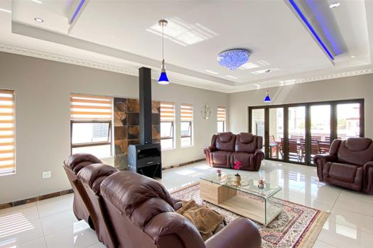 5 Bedroom House for sale in Blue Valley Golf Estate