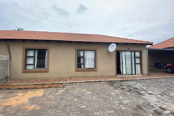 Online Auction BIDDING OPENS @ 12H00 ON 27 NOVEMBER 2024 BIDDING CLOSES @ 12H00 ON 28 NOVEMBER 2024

Welcome to your new haven! Nestled ...