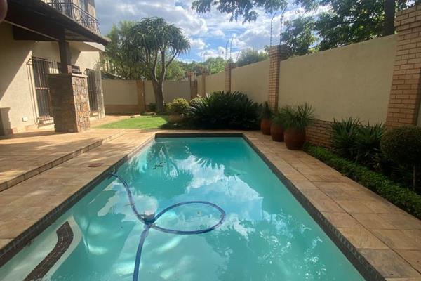 Welcome to your new home in the prestigious Waterkloof area!  
Situated in a 24-hour guarded security estate, you can enjoy peace of ...