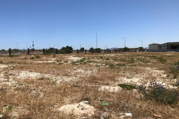 Located in Blue Downs - Belladonna Estate, this vacant land is a true gem in today&#39;s real estate market. Boasting a generous size ...