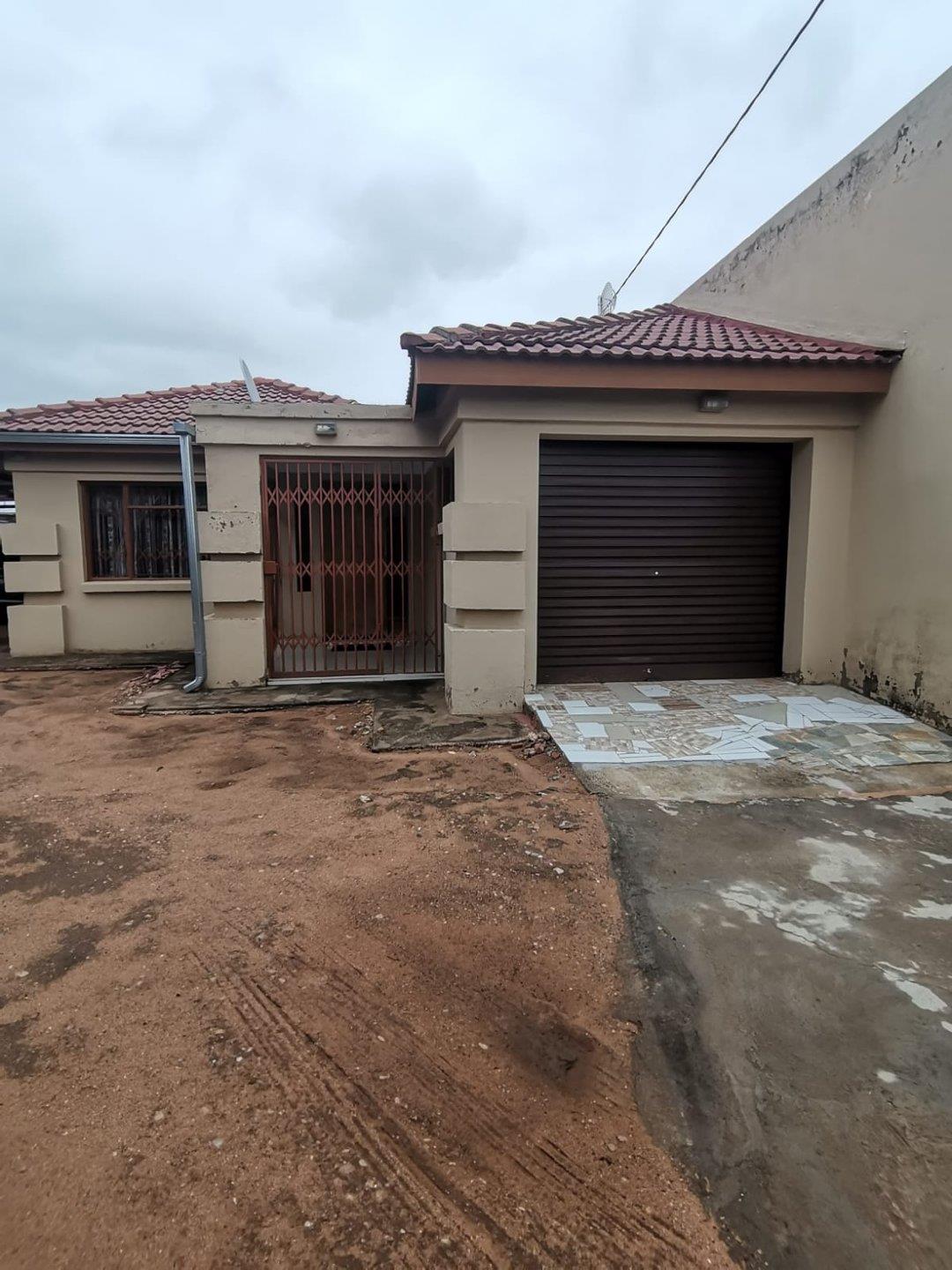 3 Bedroom House for sale in Seshego H