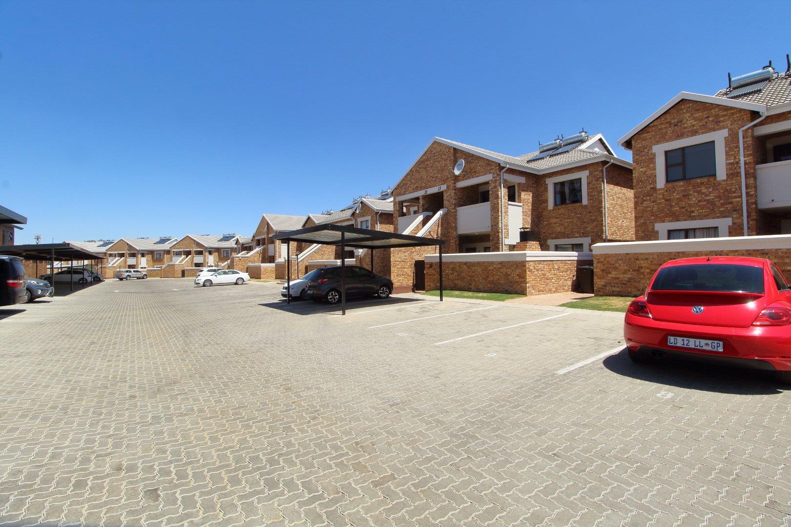 2 Bedroom Apartment / flat for sale in Beyers Park P24113566015