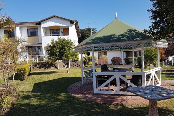 TAFTA PARK RETIREMENT VILLAGE - BELLAIR, DURBAN
Newly renovated 2 bedroom upper-level simplex in this exceptionally popular retirement ...