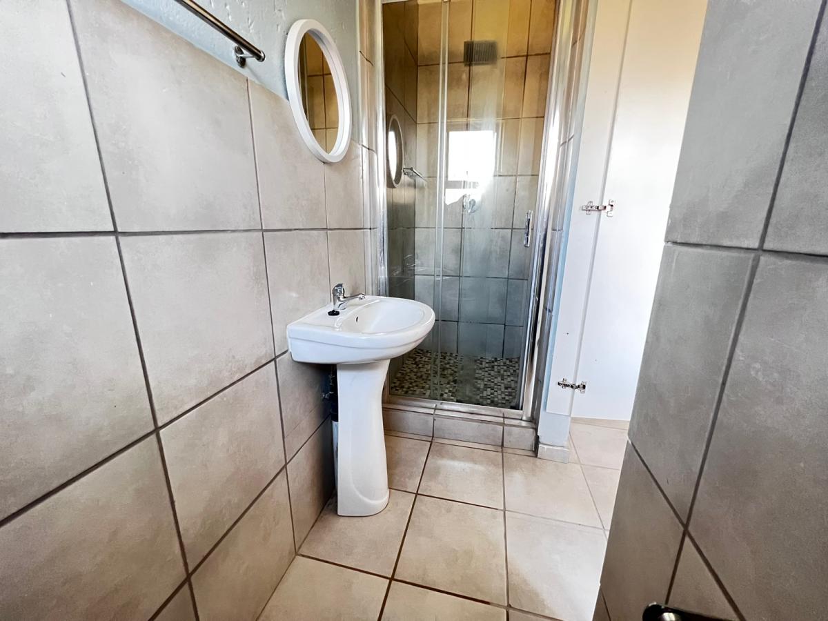 Princess Ah Property Apartments / flats to rent in Princess Ah