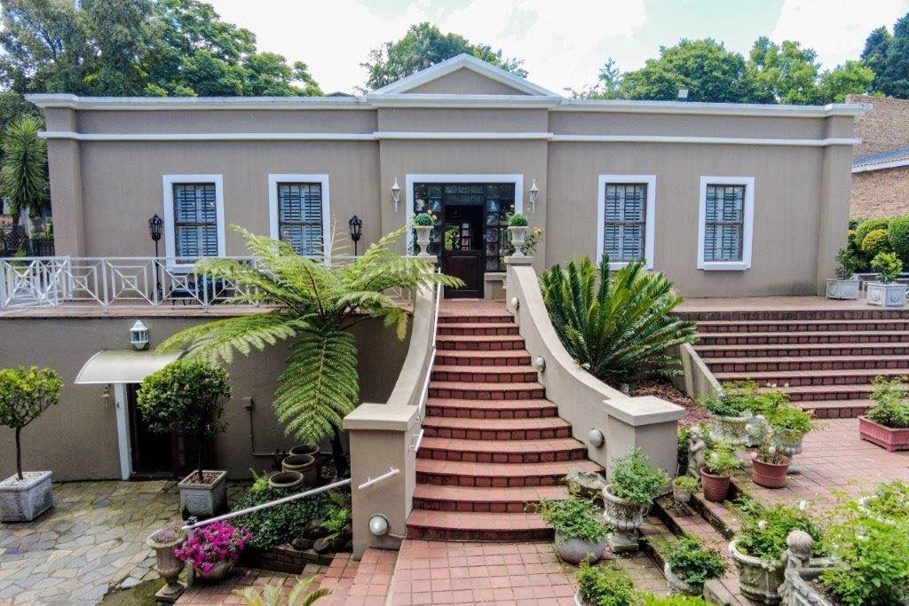 3 Bedroom House for sale in Chase Valley Heights 25 Ashmore Road