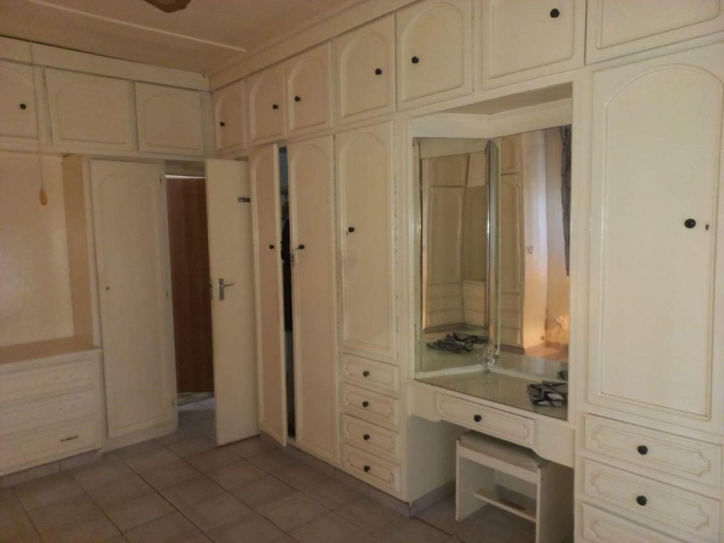 4 Bedroom House for sale in Schweizer Reneke 753 Oak Avenue P24