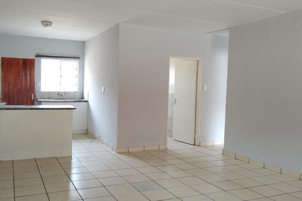 Neat and spacious units available for rent in Elsburg. These units offer 2 bedrooms, a bathroom, an open plan kitchen and lounge. ...