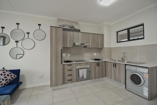 This apartment includes 1 bedroom, 1 bathroom, and an open plan living area. 

Its convenient location near Northgate Shopping Centre ...