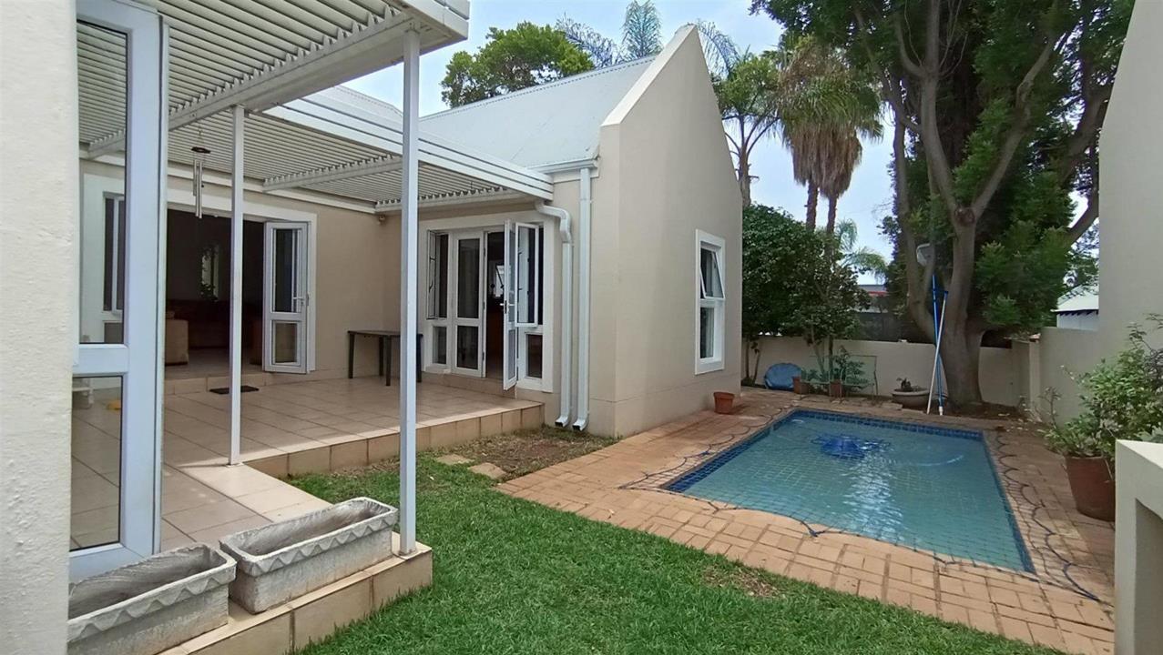 Listing number: P24-116191875, Image number: 1