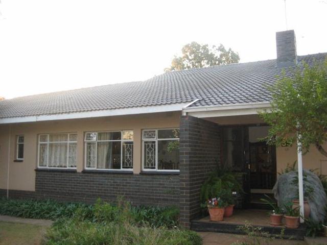 3 Bedroom House for sale in Flamwood