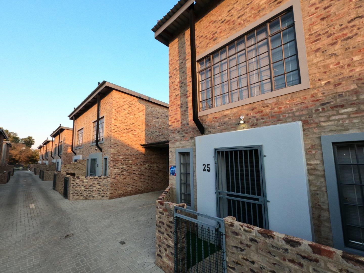 1 Bedroom Townhouse to rent in Die Bult - Goud Street 51 Potchefstroom