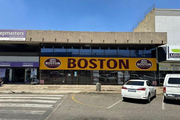 Welcome to a prime commercial opportunity situated on Voortrekker Road, this 832m&#178; ...