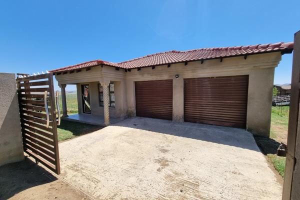 Ideal for a family, this lovely newly built home ticks all the right boxes.
Boasting 3 spacious bedrooms, 2 bathrooms and a separate ...