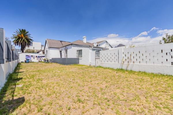 Situated in the suburb of Maitland, this property offers unfurnished rooms with en suite ...