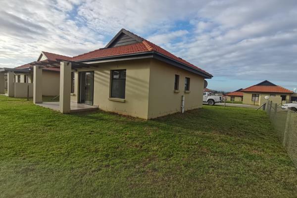 This cozy home is situated in the beautiful estate of Umlele Springs in Kidds Beach ...