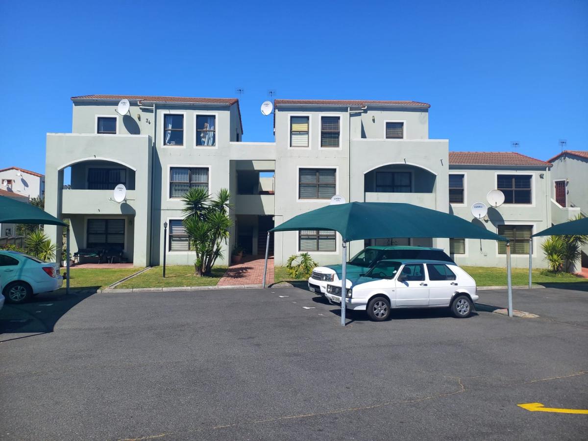 2 Bedroom Apartment / flat for sale in De Tijger P24113597864